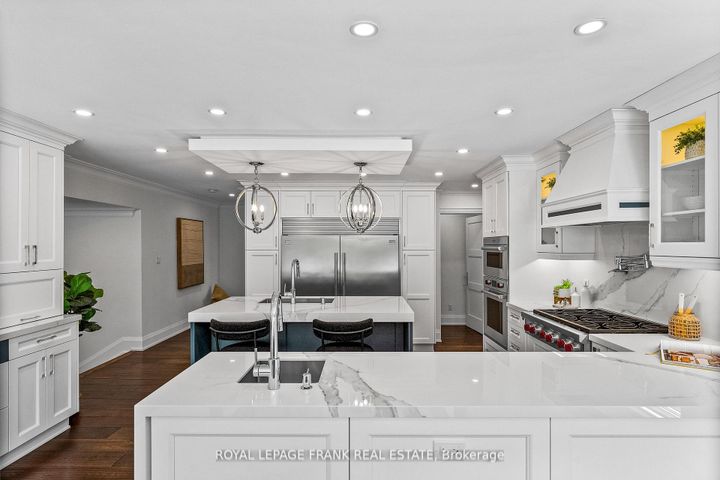 Photo 13 at 251 Sherwood Court, Northglen, Oshawa