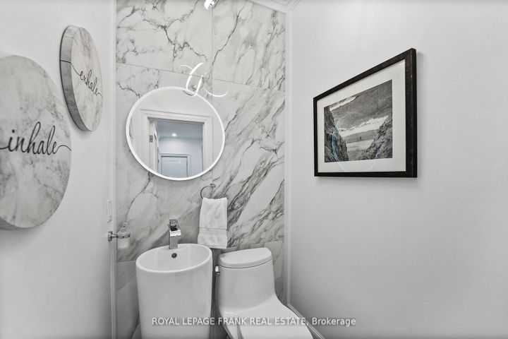 Photo 20 at 251 Sherwood Court, Northglen, Oshawa