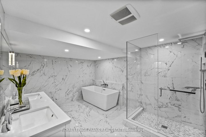 Photo 34 at 251 Sherwood Court, Northglen, Oshawa