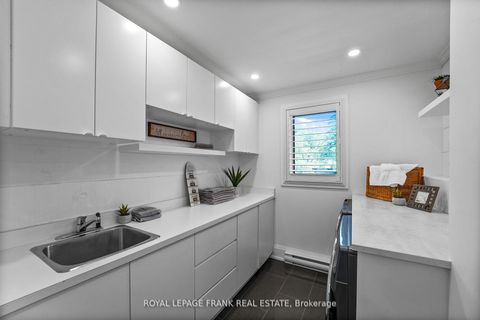 Photo 32 at 251 Sherwood Court, Northglen, Oshawa