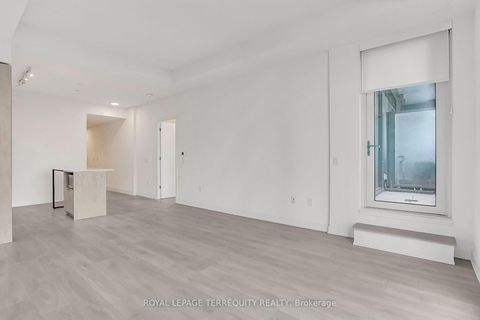 Photo 5 at 205 - 130 River Street, Regent Park, Toronto