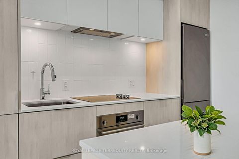 Photo 8 at 205 - 130 River Street, Regent Park, Toronto