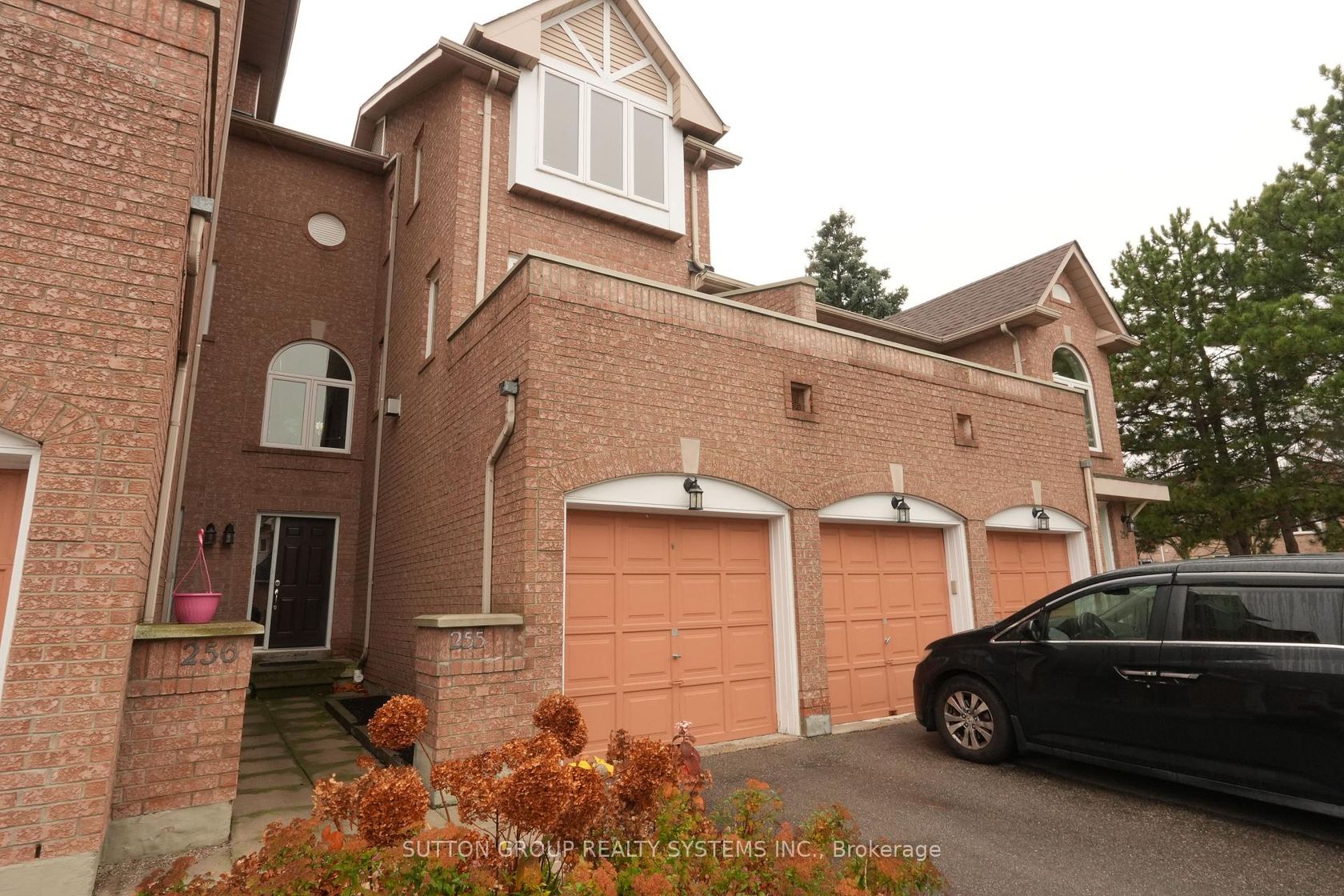 255 - 60 Barondale Drive, Hurontario, Mississauga 