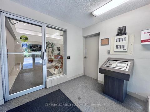 Photo 3 at 228 - 4005 Don Mills Road, Hillcrest Village, Toronto