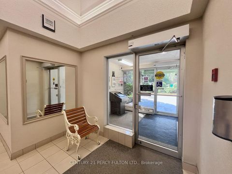 Photo 4 at 228 - 4005 Don Mills Road, Hillcrest Village, Toronto