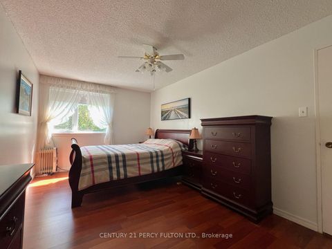 Photo 8 at 228 - 4005 Don Mills Road, Hillcrest Village, Toronto