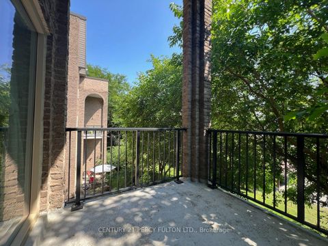 Photo 15 at 228 - 4005 Don Mills Road, Hillcrest Village, Toronto