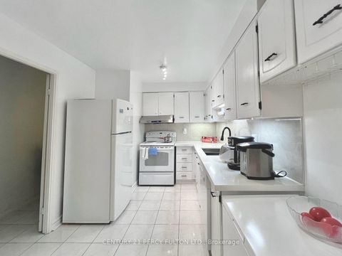 Photo 21 at 228 - 4005 Don Mills Road, Hillcrest Village, Toronto