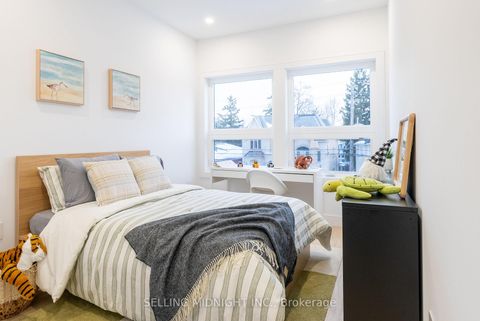 Photo 25 at 90 Johnston Avenue, Westgate, Toronto