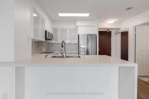 Photo 7 at 2715 - 18 Parkview Avenue, Willowdale East, Toronto