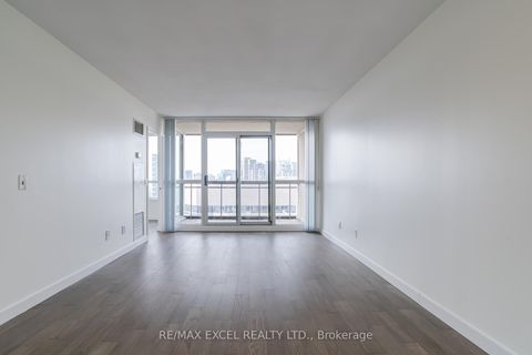 Photo 17 at 2715 - 18 Parkview Avenue, Willowdale East, Toronto