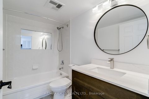 Photo 18 at 2715 - 18 Parkview Avenue, Willowdale East, Toronto