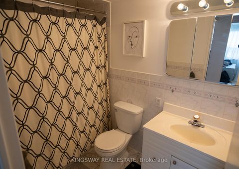 Photo 17 at 518 - 451 The West Mall Drive, Etobicoke West Mall, Toronto