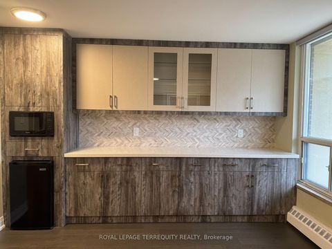 Photo 20 at 409 - 15 London Green Court, Jane Heights, Toronto
