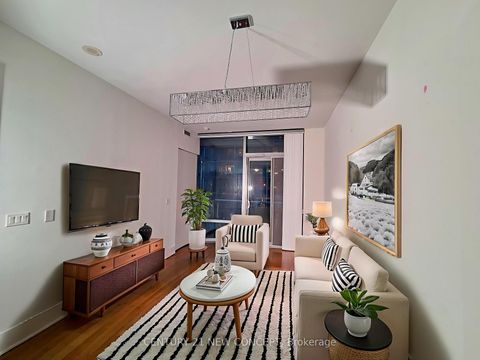 Photo 1 at 526 - 39 Queens Quay E, Waterfront Communities C1, Toronto