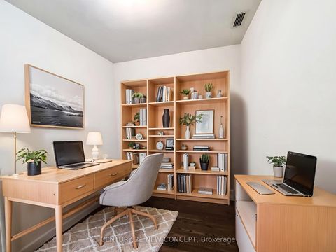 Photo 2 at 526 - 39 Queens Quay E, Waterfront Communities C1, Toronto
