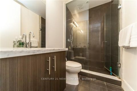 Photo 9 at 526 - 39 Queens Quay E, Waterfront Communities C1, Toronto