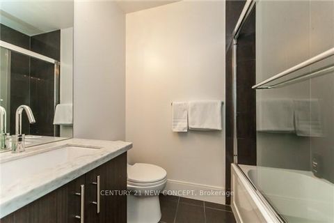 Photo 10 at 526 - 39 Queens Quay E, Waterfront Communities C1, Toronto