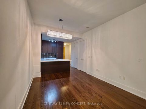 Photo 13 at 526 - 39 Queens Quay E, Waterfront Communities C1, Toronto