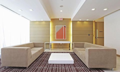 Photo 32 at 526 - 39 Queens Quay E, Waterfront Communities C1, Toronto