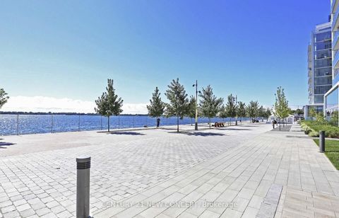 Photo 38 at 526 - 39 Queens Quay E, Waterfront Communities C1, Toronto