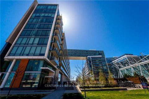 Photo 39 at 526 - 39 Queens Quay E, Waterfront Communities C1, Toronto
