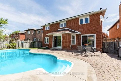 Photo 41 at 53 Waltham Crescent, Doncrest, Richmond Hill