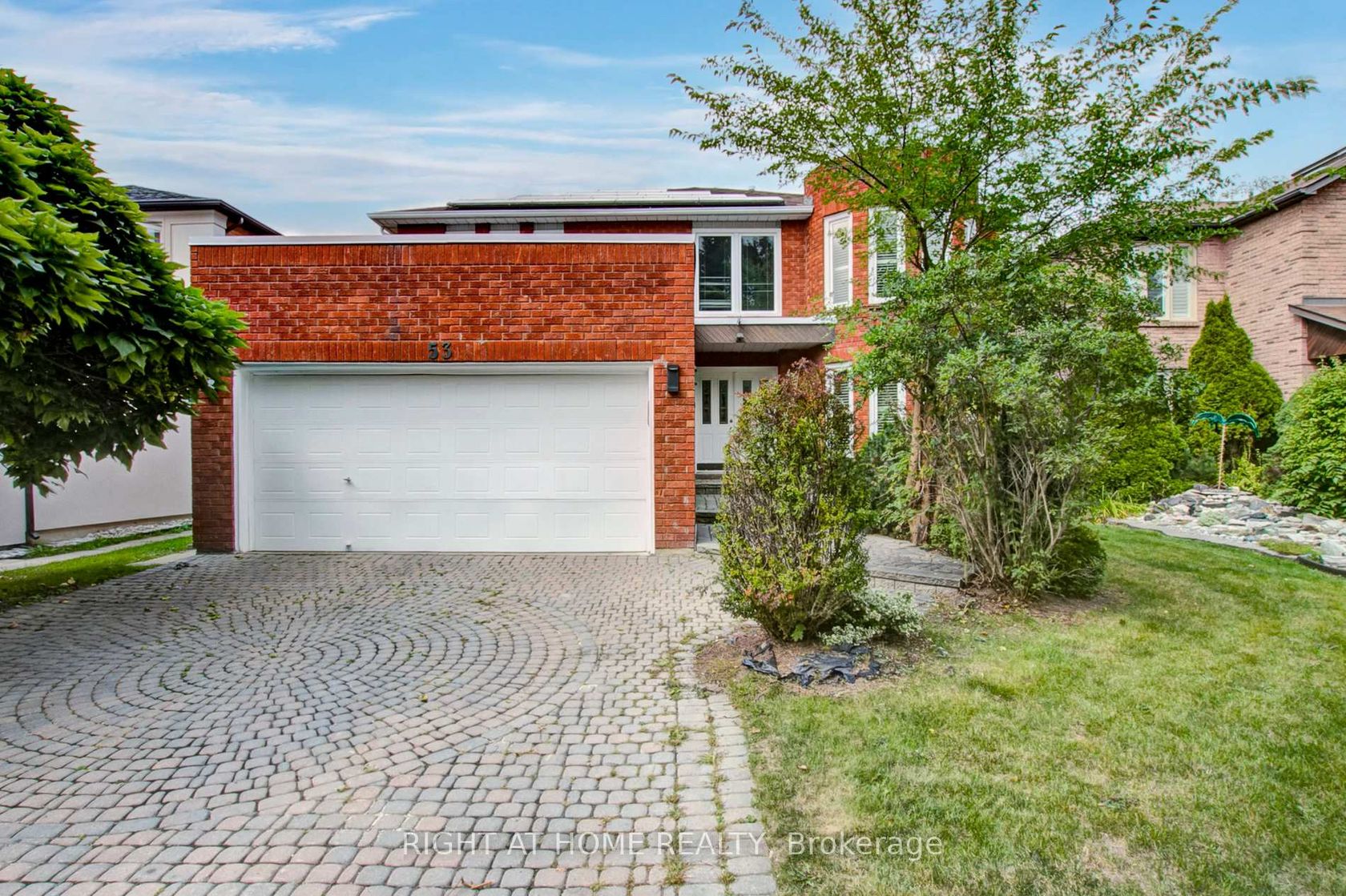53 Waltham Crescent, Doncrest, Richmond Hill 