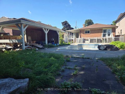 Photo 6 at 89 Euclid Avenue, Highland Creek, Toronto