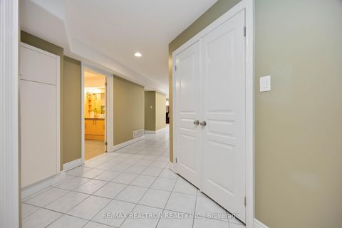Photo 34 at 192 Nevada Crescent, Rural Vaughan, Vaughan