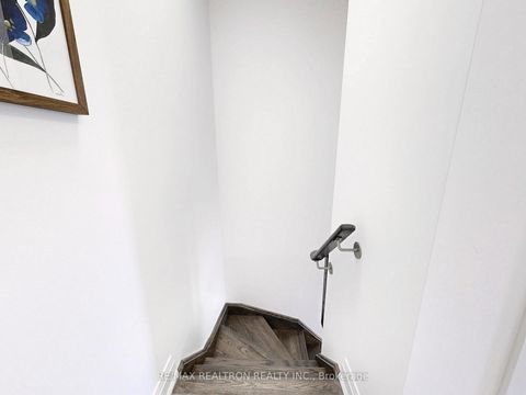 Photo 27 at 105 - 23 Eldora Avenue, Newtonbrook West, Toronto
