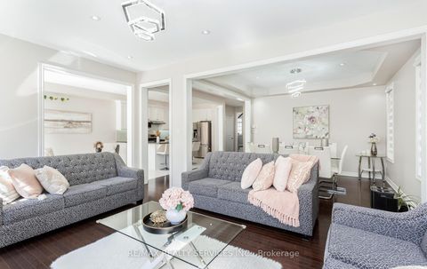 Photo 9 at 153 Algoma Drive, Kleinburg, Vaughan