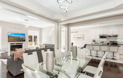 Photo 11 at 153 Algoma Drive, Kleinburg, Vaughan