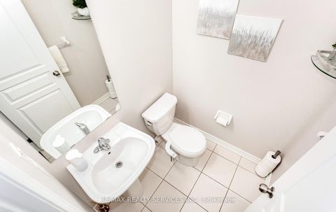 Photo 13 at 153 Algoma Drive, Kleinburg, Vaughan