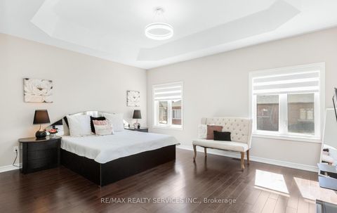 Photo 15 at 153 Algoma Drive, Kleinburg, Vaughan