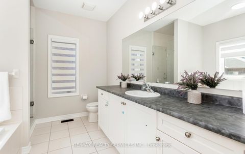 Photo 16 at 153 Algoma Drive, Kleinburg, Vaughan