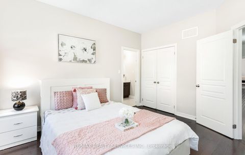 Photo 18 at 153 Algoma Drive, Kleinburg, Vaughan