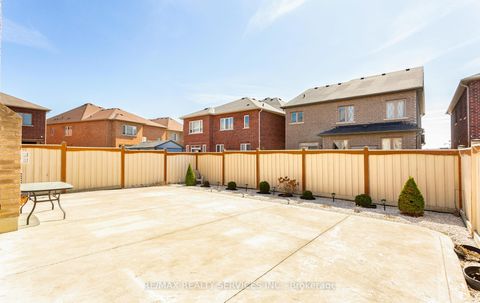 Photo 31 at 153 Algoma Drive, Kleinburg, Vaughan
