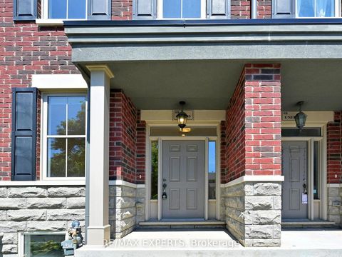 Photo 1 at 5 - 8 Church Street, Maple, Vaughan