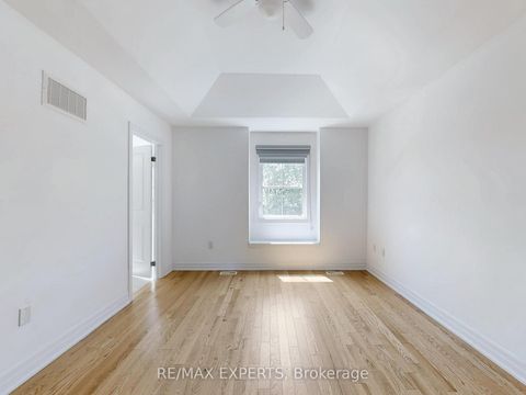 Photo 17 at 5 - 8 Church Street, Maple, Vaughan