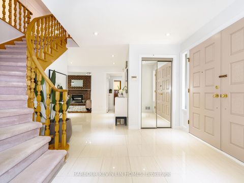 Photo 4 at 18 Whitman Street, Newtonbrook East, Toronto