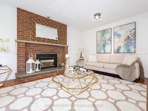 Photo 19 at 18 Whitman Street, Newtonbrook East, Toronto