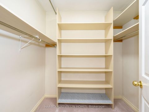 Photo 27 at 18 Whitman Street, Newtonbrook East, Toronto