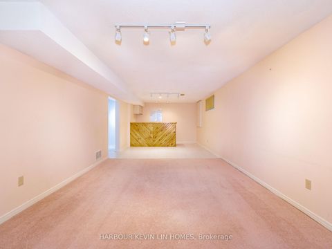 Photo 35 at 18 Whitman Street, Newtonbrook East, Toronto