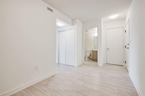 Photo 5 at 517 - 556 Marlee Avenue, Glen Park, Toronto
