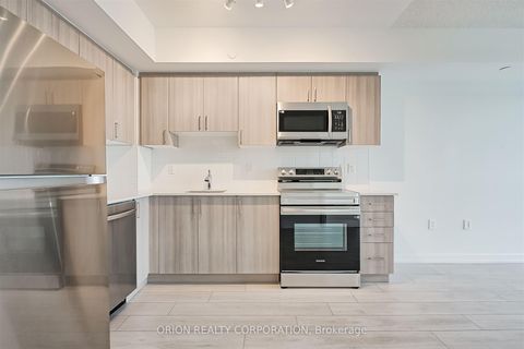 Photo 7 at 517 - 556 Marlee Avenue, Glen Park, Toronto