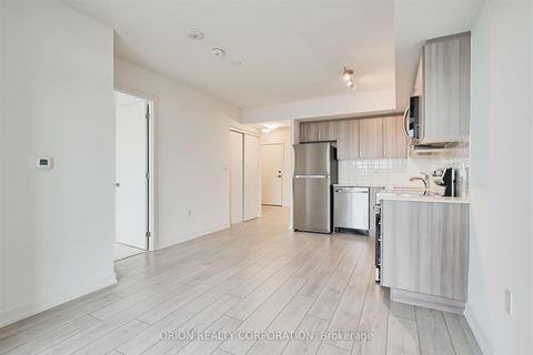 Photo 10 at 517 - 556 Marlee Avenue, Glen Park, Toronto