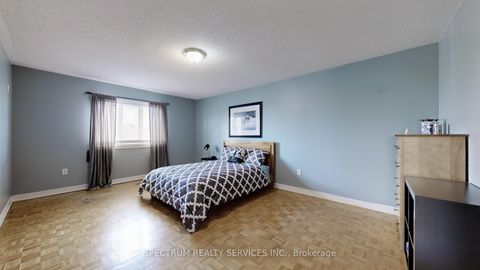 Photo 26 at 24 Cachet Hill Crescent, Sonoma Heights, Vaughan