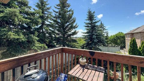 Photo 47 at 24 Cachet Hill Crescent, Sonoma Heights, Vaughan