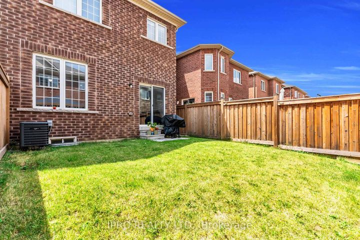 Photo 33 at 564 Bessborough Drive, HA Harrison, Milton